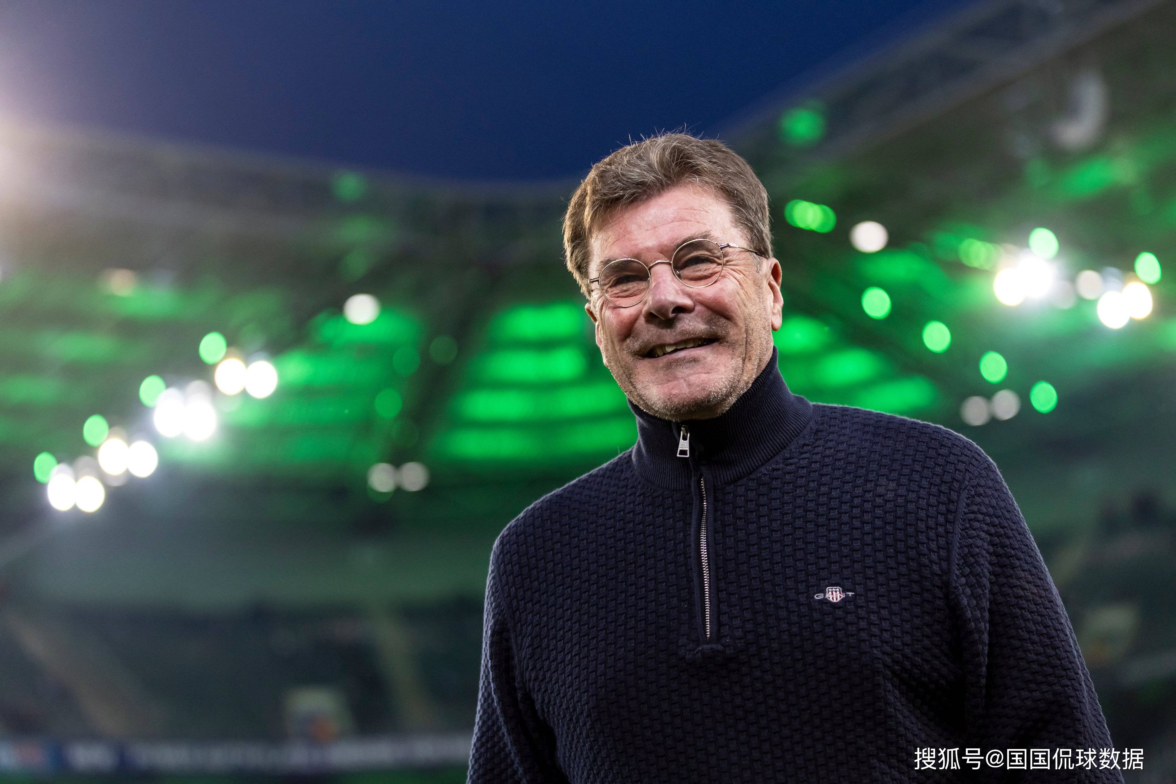 竞博娱乐网站 - 沙尔克04与门兴 