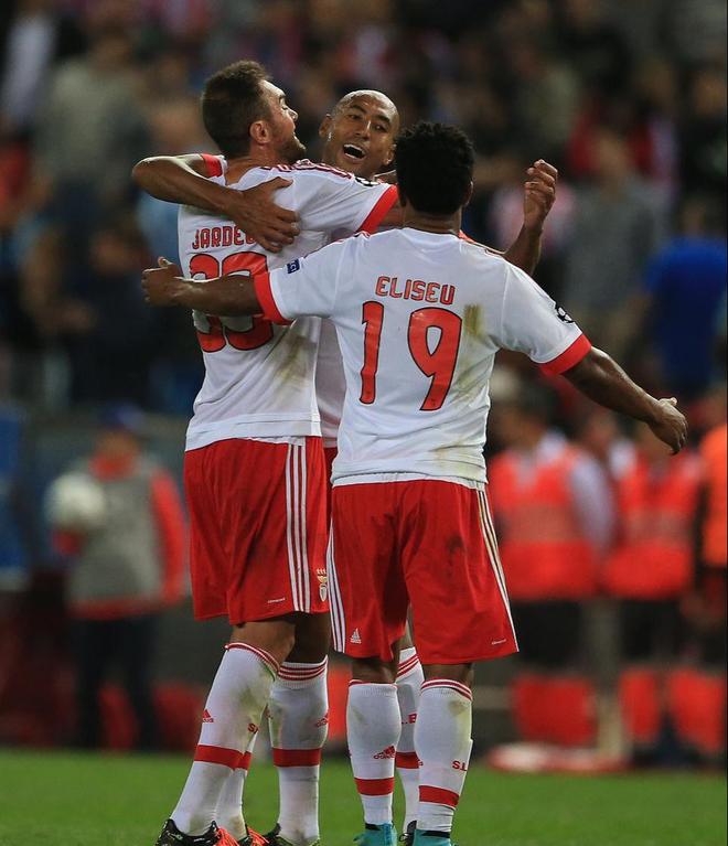 夏洛特黄蜂内部会议纪要流出：加时末段调整名单，欧冠使命明确，心理建设被强调的简单介绍