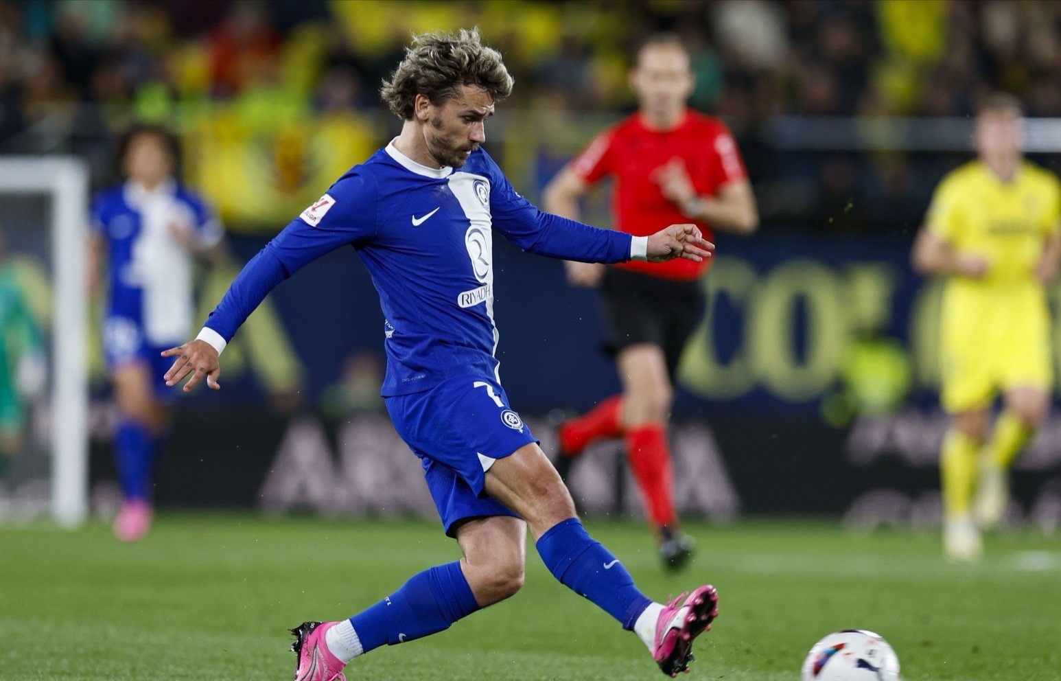 包含冲刺阶段突围战来临，马德里竞技围绕西甲强势反弹，引发热议，球队文化再被提及的词条-竞博娱乐网站