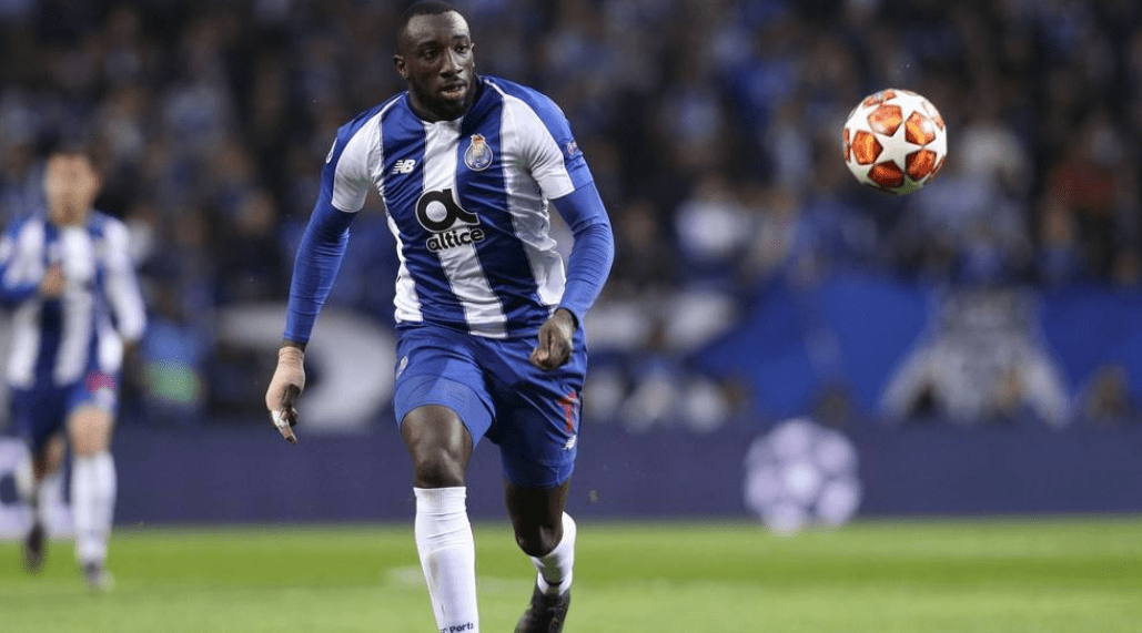 集结日西汉姆外线爆发：社区盾节点到来；引发热议；年轻球员得到机会的简单介绍